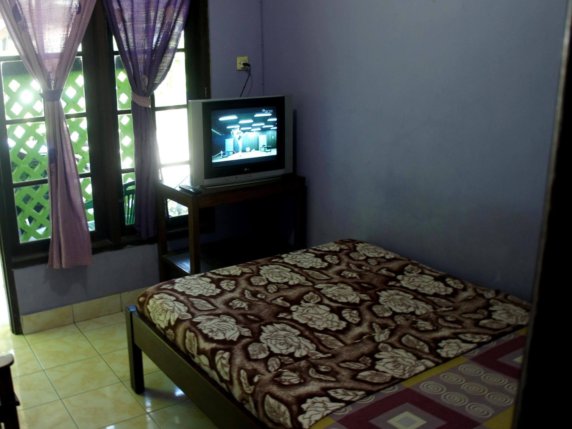 Bayu Murti Homestay Джокьякарта Экстерьер фото